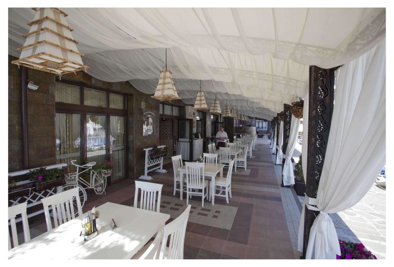 Апарт-отели Bendita Mare Aparthotel Золотые Пески-28